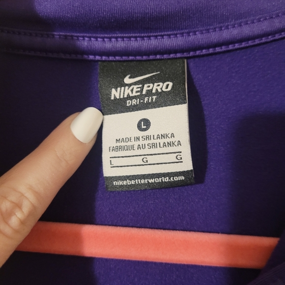 Nike Dri Fit Shirt - Picture 3 of 3